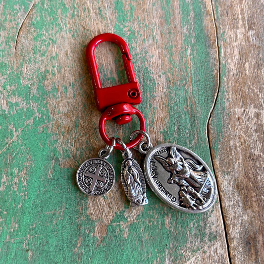 Multicolor Small Metal Protection Clips: Red