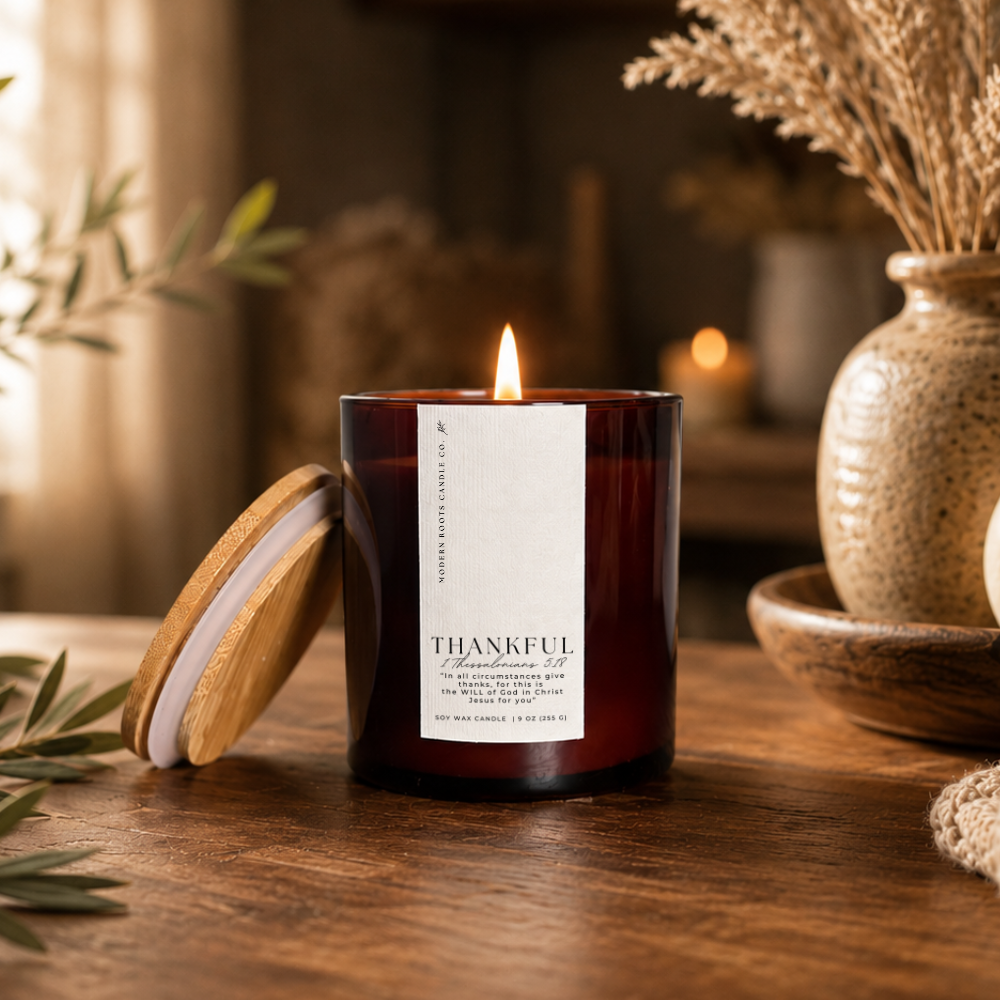 Thankful | Pumpkin Spice & Vanilla | 9oz Fall Candle: Natural Wood Lid