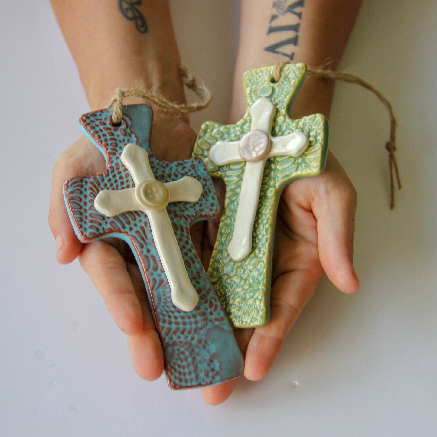 Trinity Cross: Oyster Shell