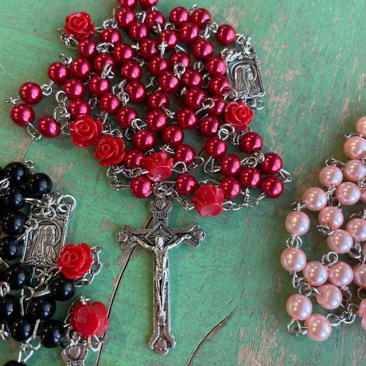 Mystical Rose Rosary: Red