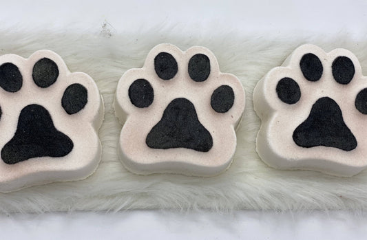 Paw Print Bath Bomb